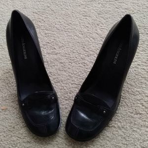 Enzo Angiolini round toed heels
